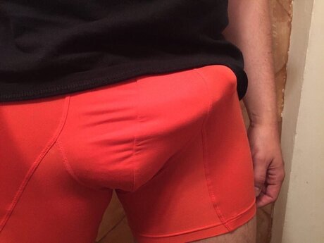 Nacktes geleaktes OnlyFans-Foto von Sugar Bear