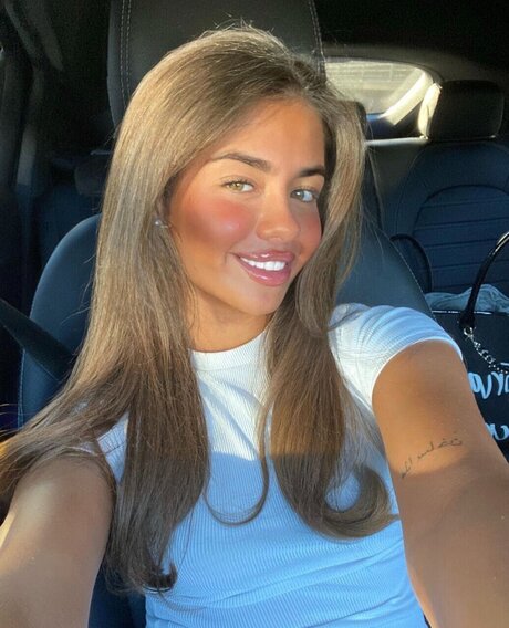 Anya Mae 