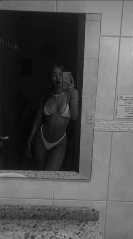 Nacktes geleaktes OnlyFans-Foto von Zoe 