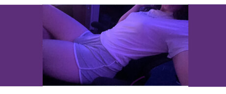 Nacktes geleaktes OnlyFans-Foto von Olivia