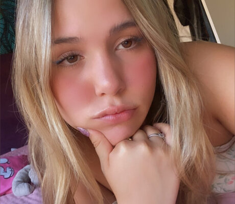 Nacktes geleaktes OnlyFans-Foto von Kaiitlyn