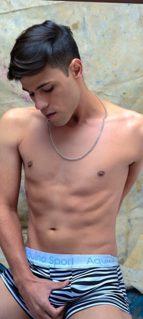 Nacktes geleaktes OnlyFans-Foto von Novin Sapeca 