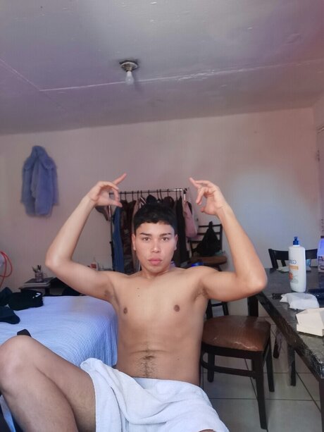 Nacktes geleaktes OnlyFans-Foto von Alexey Ortiz