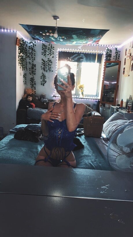 Nacktes geleaktes OnlyFans-Foto von Lexi Parker