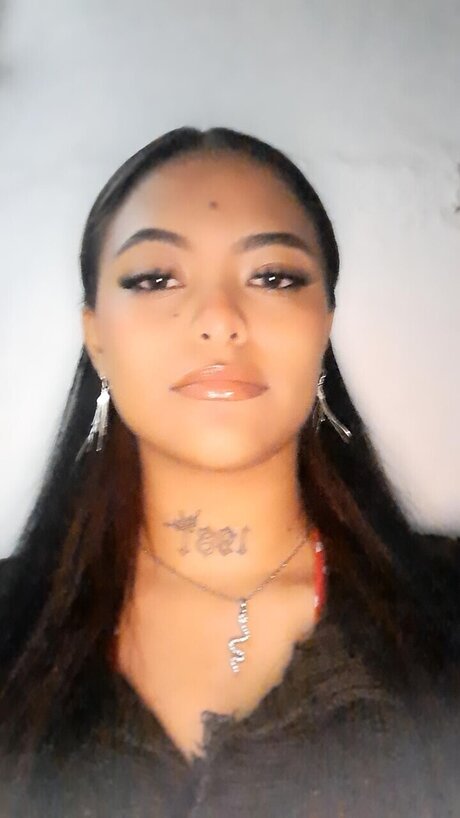 Dinora Sadie 