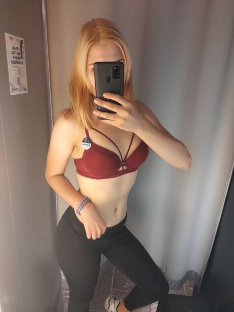 Nacktes geleaktes OnlyFans-Foto von Hot Baby  Anya Sweetcherry19