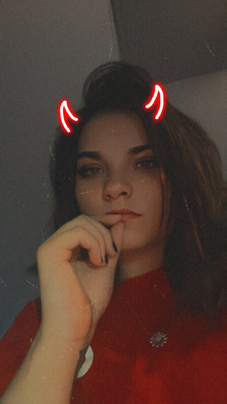 Nacktes geleaktes OnlyFans-Foto von Bustyhoney19