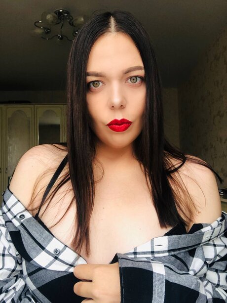 Nacktes geleaktes OnlyFans-Foto von Ainakalina