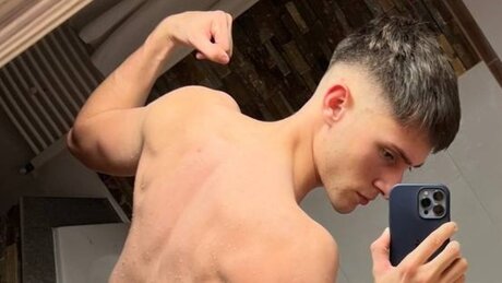 Nacktes geleaktes OnlyFans-Foto von Patrixio Straight 