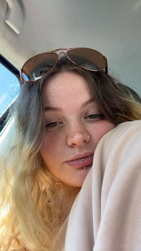 Nacktes geleaktes OnlyFans-Foto von Ambie 