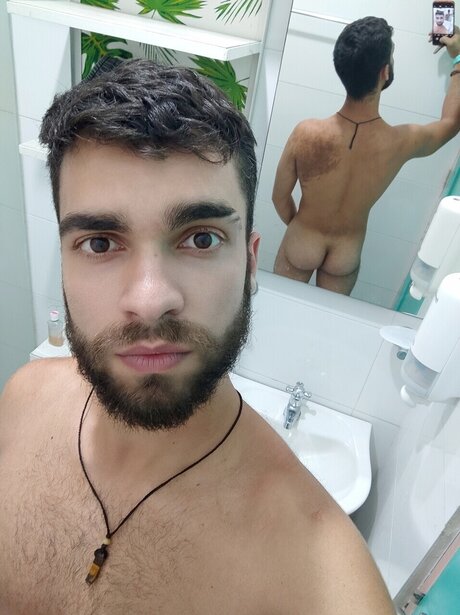 Nacktes geleaktes OnlyFans-Foto von Xevo18