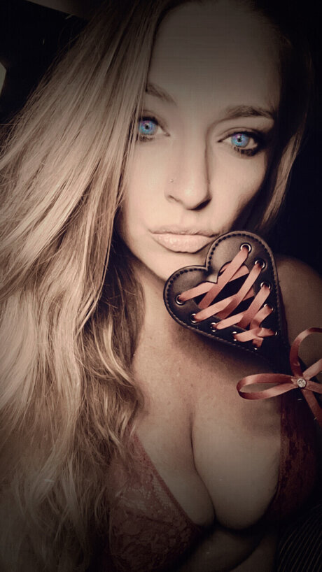 Nacktes geleaktes OnlyFans-Foto von Melly