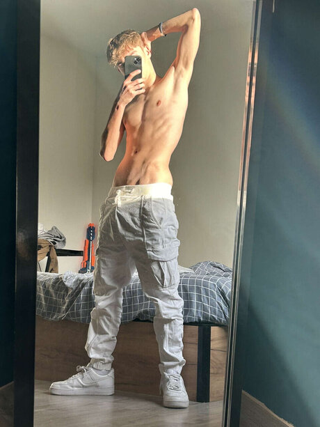 Nacktes geleaktes OnlyFans-Foto von Nicolas