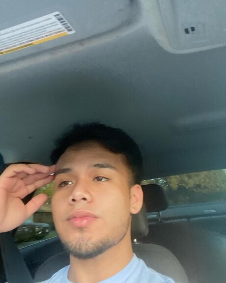 Nacktes geleaktes OnlyFans-Foto von Kevin Portillo