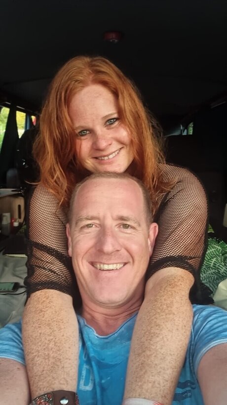 Nacktes geleaktes OnlyFans-Foto von Swisscouple