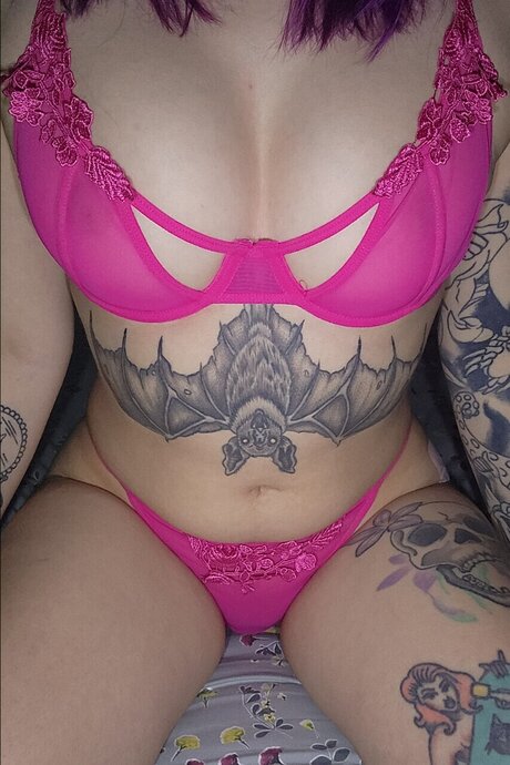 Nacktes geleaktes OnlyFans-Foto von Spookyaddams