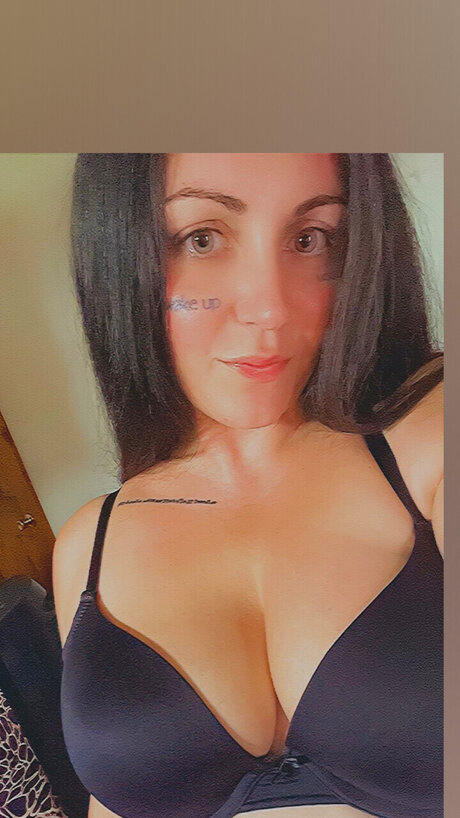Nacktes geleaktes OnlyFans-Foto von Cherry Springer 