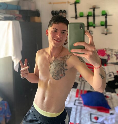 Nacktes geleaktes OnlyFans-Foto von Jonathan Gmez