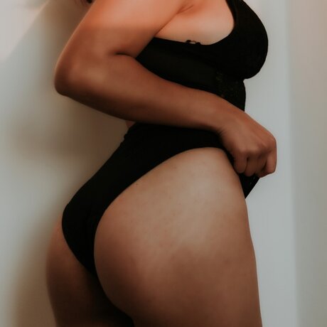 Nacktes geleaktes OnlyFans-Foto von Tamy