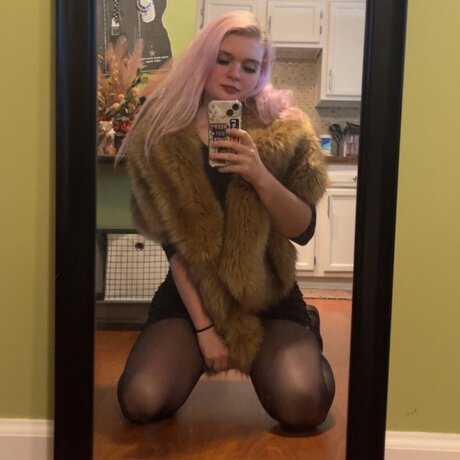 Nacktes geleaktes OnlyFans-Foto von Savan