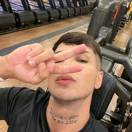 Nacktes geleaktes OnlyFans-Foto von Henry