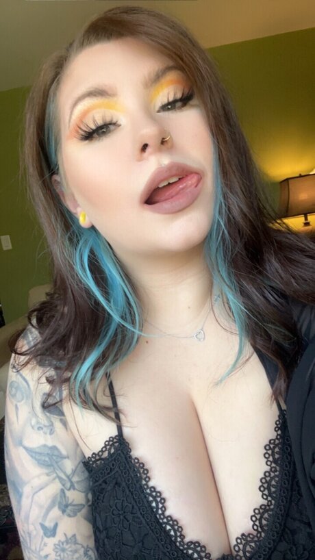 Nacktes geleaktes OnlyFans-Foto von Bre