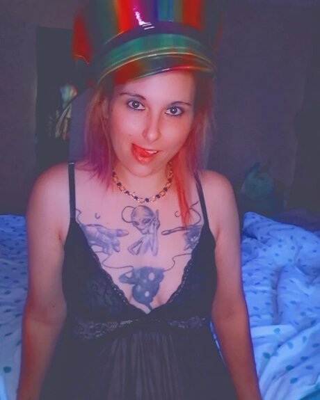 Nacktes geleaktes OnlyFans-Foto von Violet Royale