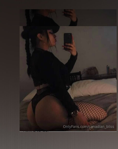 Nacktes geleaktes OnlyFans-Foto von Snowbunny007