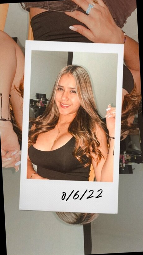 Nacktes geleaktes OnlyFans-Foto von Marcela Lopez 