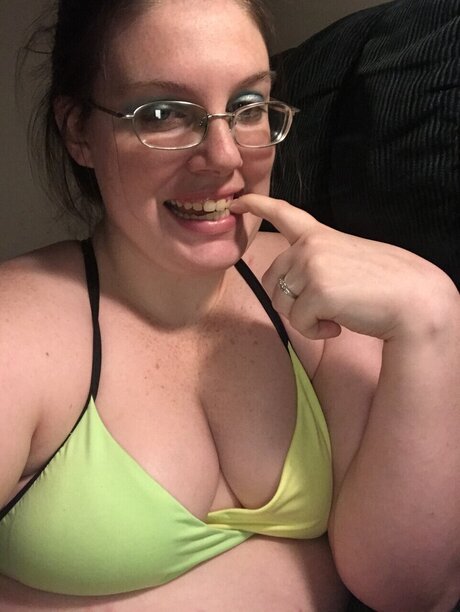 Nacktes geleaktes OnlyFans-Foto von Babymama16