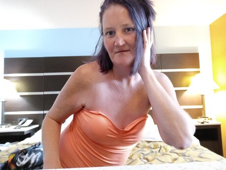 Nacktes geleaktes OnlyFans-Foto von Sexy Housewife 15