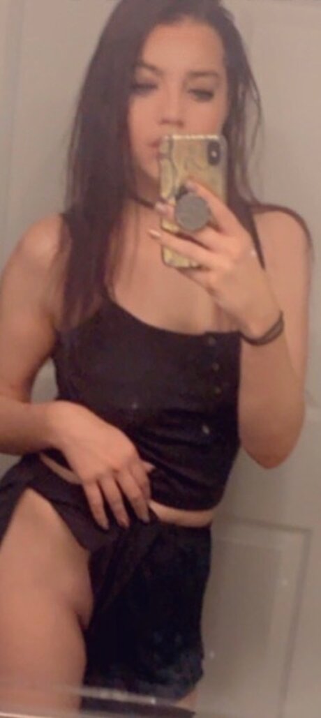 Nacktes geleaktes OnlyFans-Foto von Kaysea Chevi