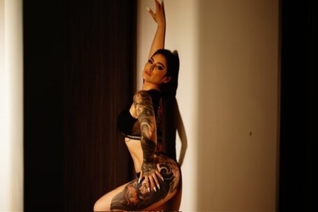 Nacktes geleaktes OnlyFans-Foto von Eva