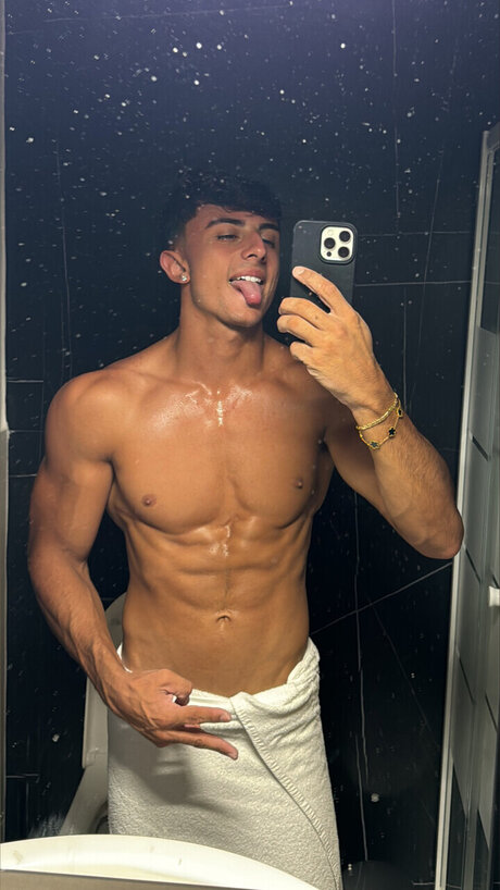 Nacktes geleaktes OnlyFans-Foto von Teo Xl 