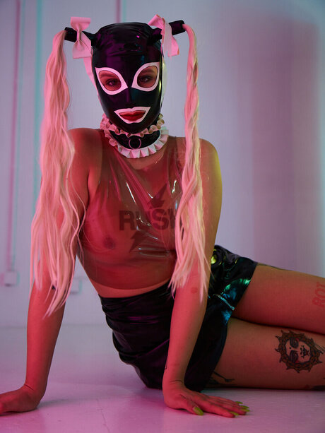 Nacktes geleaktes OnlyFans-Foto von Suzy Kink