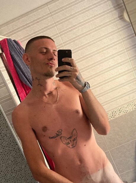 Nacktes geleaktes OnlyFans-Foto von Cirode