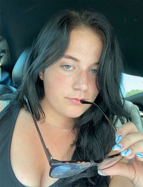 Nacktes geleaktes OnlyFans-Foto von Scarlett Ivy