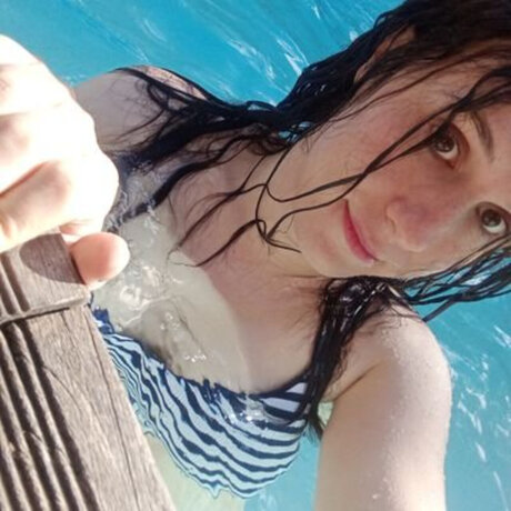 Nacktes geleaktes OnlyFans-Foto von Emilune