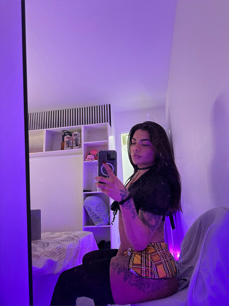 Nacktes geleaktes OnlyFans-Foto von Alice Fontenelle