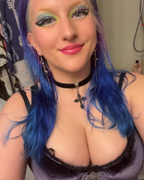 Nacktes geleaktes OnlyFans-Foto von Elspeth The Planeswalker