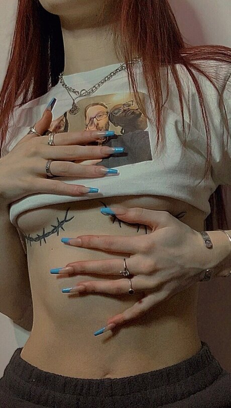 Nacktes geleaktes OnlyFans-Foto von Mol