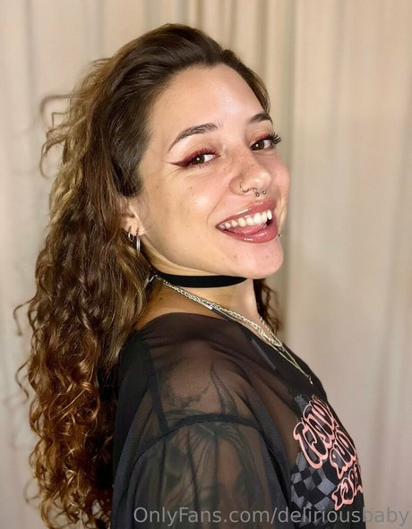 Nacktes geleaktes OnlyFans-Foto von Deliriousbaby