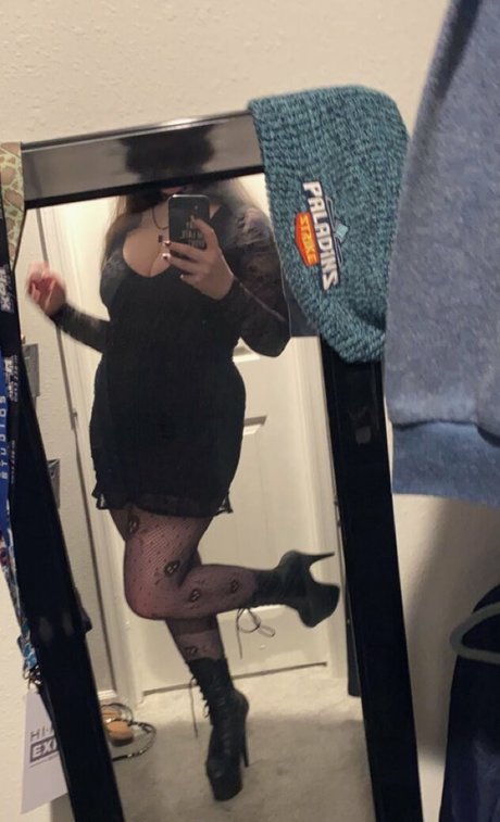 Nacktes geleaktes OnlyFans-Foto von Lermywermy
