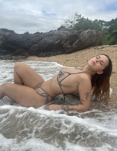 Gabi Camargo