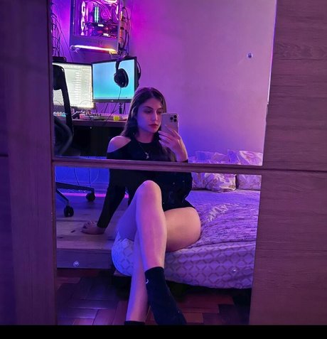 Nacktes geleaktes OnlyFans-Foto von Rayana El Bainy