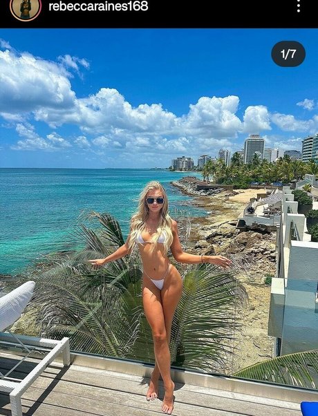 Nacktes geleaktes OnlyFans-Foto von Rebecca Raines