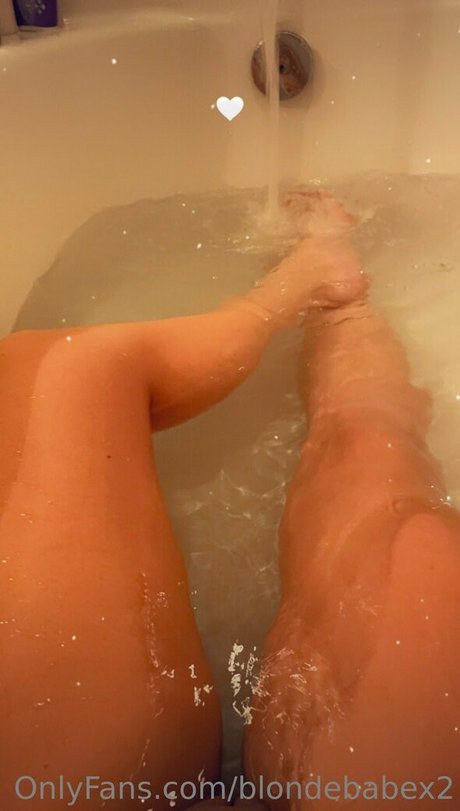 Nacktes geleaktes OnlyFans-Foto von Blondebabex2