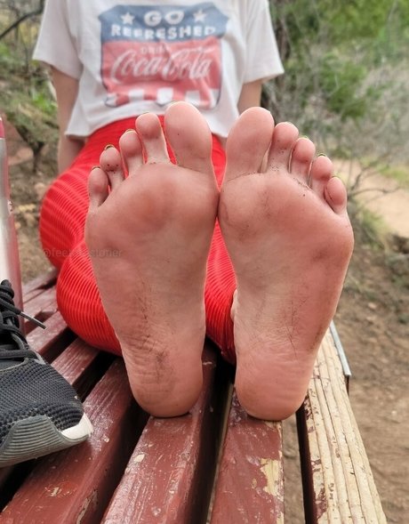 Nacktes geleaktes OnlyFans-Foto von Feetofastoner