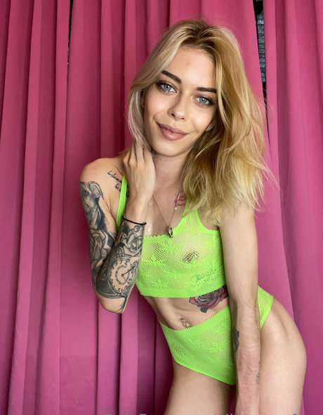 Nacktes geleaktes OnlyFans-Foto von Xlilagreyyfree