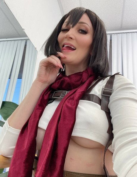 Holly Wolf